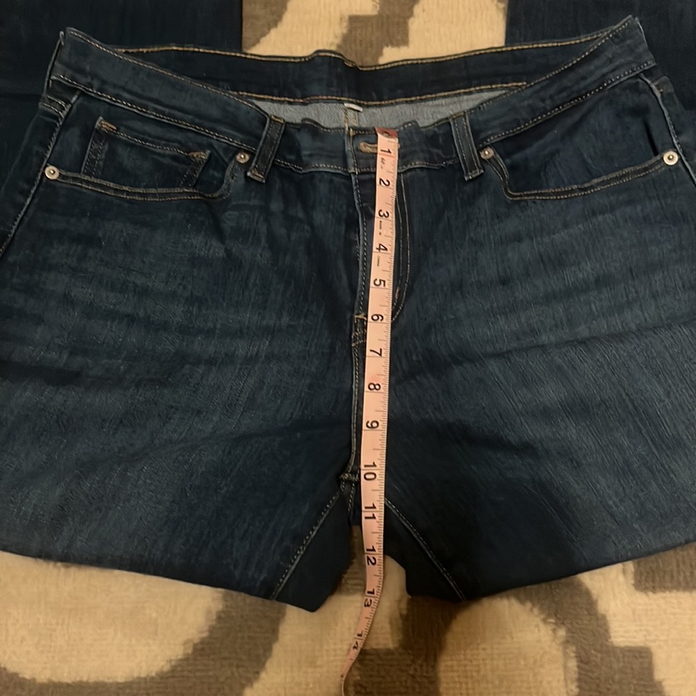 Levi’s Dark Wash Capri Jeans 32 - Picture 4 of 10